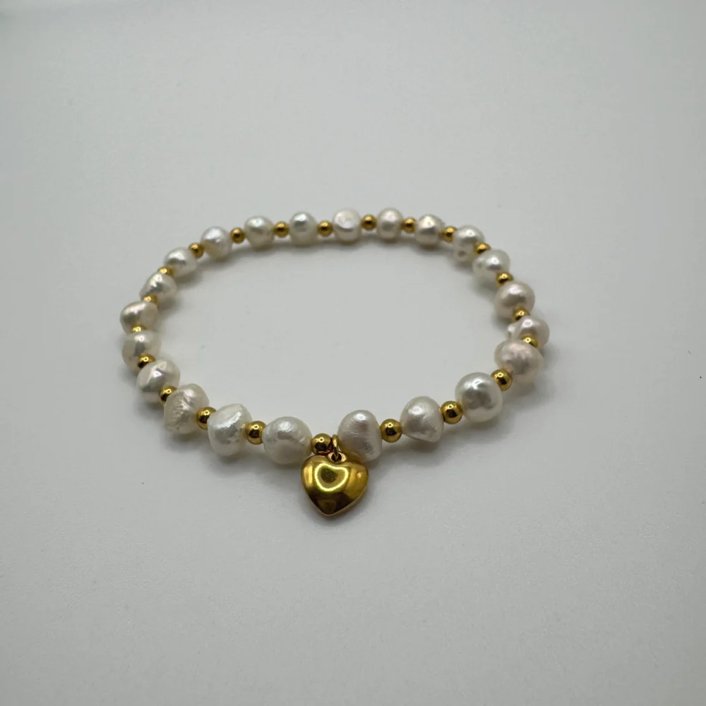 Pulsera de Corazón y Perlas